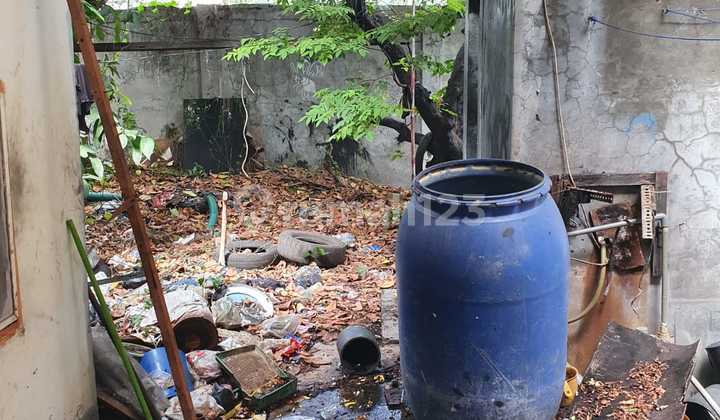 Rumah gudang tepi jl.raya 3