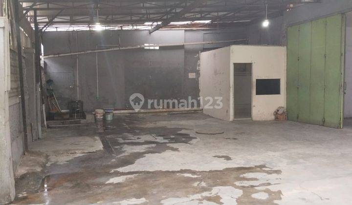 Tepi jl raya 2lantai 4