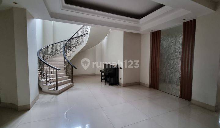 Rumah sewa 2½lantai pantaimutiara 8