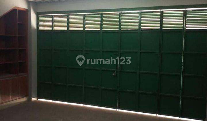 Gudang gandeng lengkap lift kantor  3lantai 2