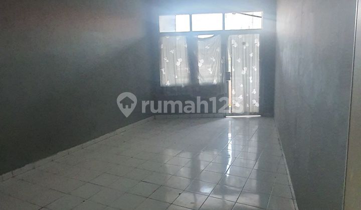 Ruko 2lantai atas gandeng bawah 1