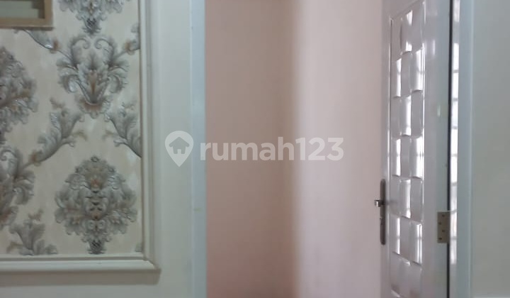 Ready-to-Occupy House Near Park 6bedrooms 2