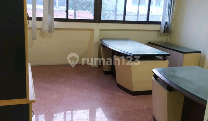 Ruko 4.5 Lantai Siap Pakai Di Tambora 