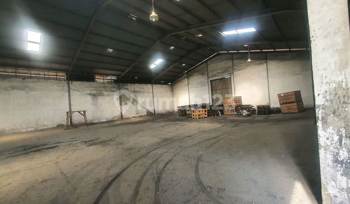 Langka..Gudang Tempel Pik Jual Dibawah Njop.2akses Dekat Toll Row 10M Langka..Gudang Tempel Pik Jual Dibawah Njop.2akses Dekat Toll Row 10M