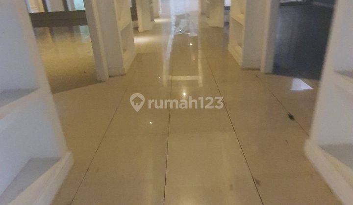 Komersial S.parman Slipi 2½lantai Siap Huni 2