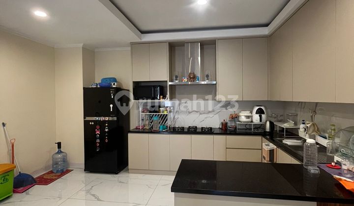 Rumah Pik Furnised 3lantai  2