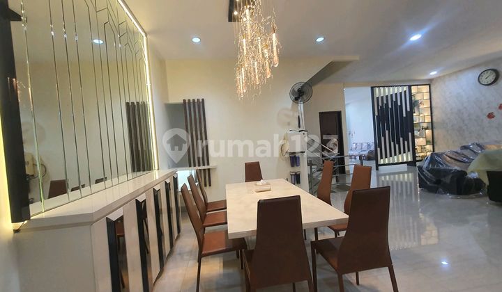 Furnished Pluit Exclusive 4 Floors 2