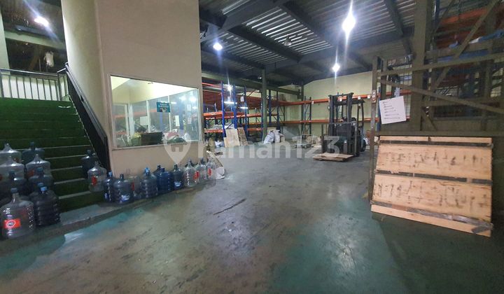 Gudang Pantai Indah Kapuk Dekat Toll Akses Kontainer