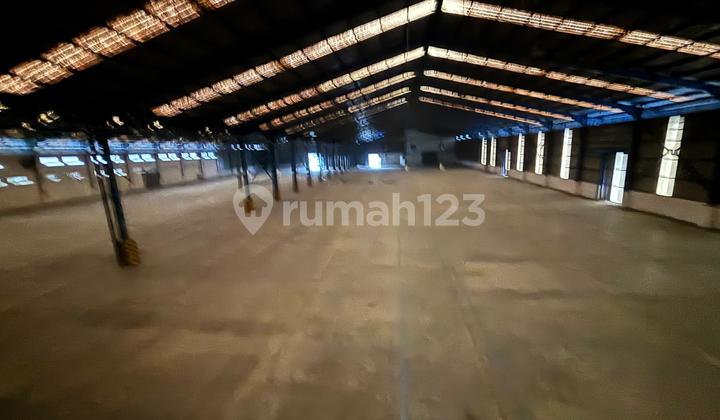 Cikarang Industrial Warehouse ******** 2 Floors Quick Sale Cikarang Industrial Warehouse ******** 2 Floors Quick Sale