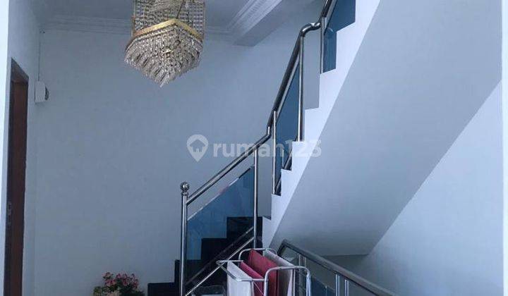 Dijual Rumah Cantik Sakura Garden Posisi Hook 3 Lantai Full Renovasi Dekat Bengkong 15