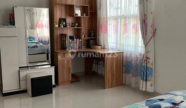 Dijual Rumah Mewah Kezia Residance Posisi Hook 2 Lantai Dekat Grand Mall Baloi 2