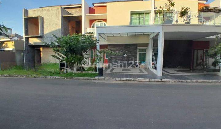 Dijual Rumah Cantik Oriental Residance 2 Lantai Full Renovasi Dekat Pasar Pasir Putih Batam Centre 1