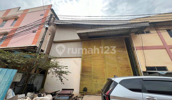 For Rent 2-Story Warehouse in Melcem Batu Ampar Area