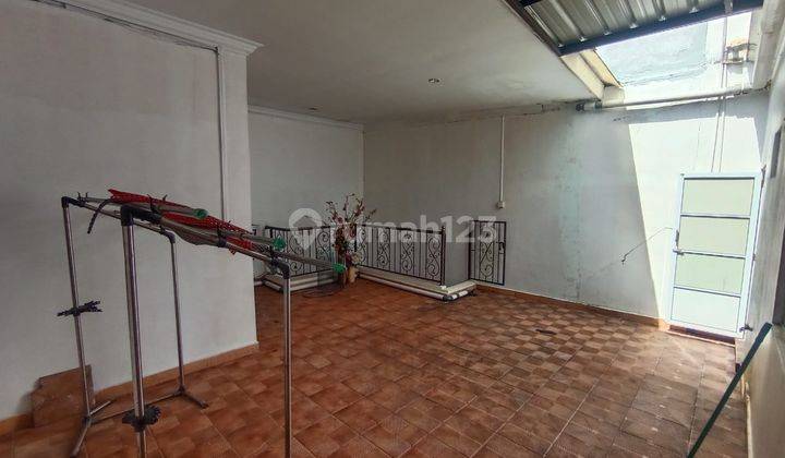 Dijual Rumah Cantik 2 Lantai Duta Mas Full Renovasi Dekat Simpang Kara Batam Center 2