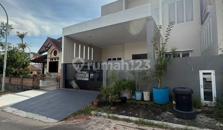 Dijual Rumah Mewah 2 Lantai Bukit Indah Suka Jadi Full Furnished Dekat Kepri Mall