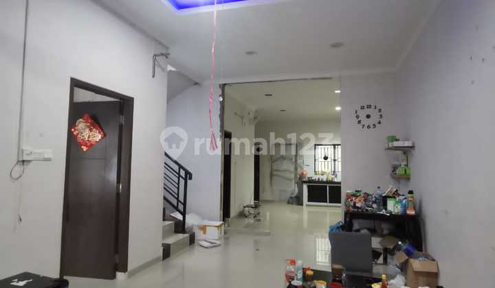 Dijual Rumah Cantik 2 Lantai Vectoria Residance Dekat Pasar Pasir Putih Batam Centre 