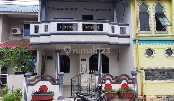 Dijual Murah Rumah Cantik 2.5 Lantai Sakura Garden Full Renovasi Batu Ampar 1