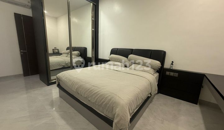 Dijual Rumah Mewah 2 Lantai Bukit Indah Suka Jadi Full Furnished Dekat Kepri Mall 2