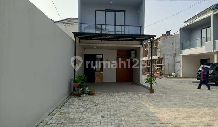Jual Rumah Baru Dalam Cluster One Gate System, Lokasi Nempel Jakarta Timur 1