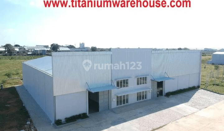 Gudang Cantik Area Pergudangan Titanium Smart Warehouse Bersih 2