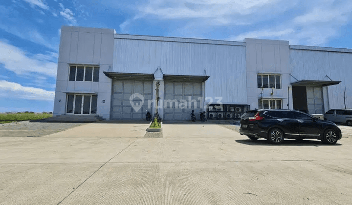 Pergudangan di Makassar Titanium Smart Warehouse Siap Pakai 2