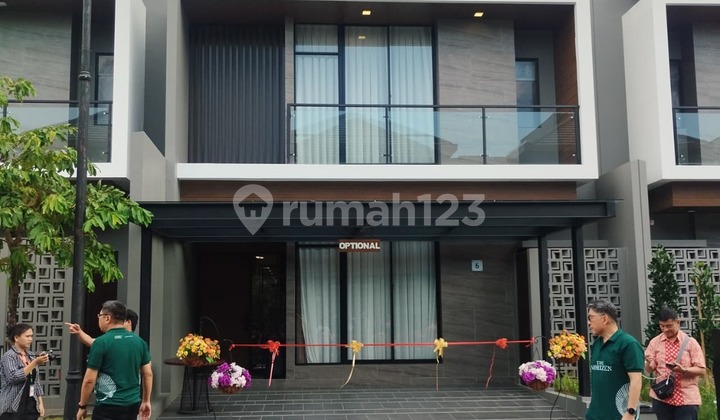 Dijual Rumah Gaya Jepang di Summarecon Type 8X18 Huni