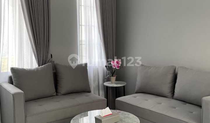 Rumah 2lt luas 7x15 105m 3KT Cluster La seine JGC Jakarta Garden City 2