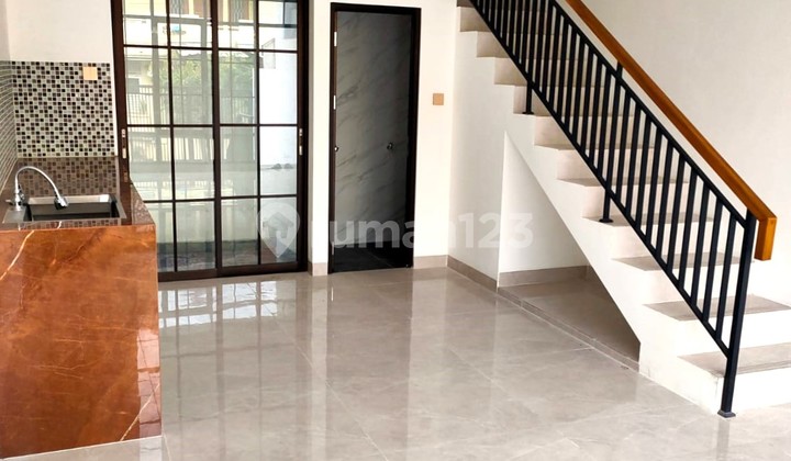 Rumah 3lt 48m type 3KT Pondok Kelapa Duren Sawit Jakarta Timur 2