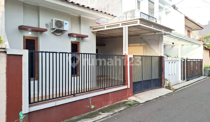 Ready-to-occupy 120m house type 3KT Kayu Putih East Jakarta 2