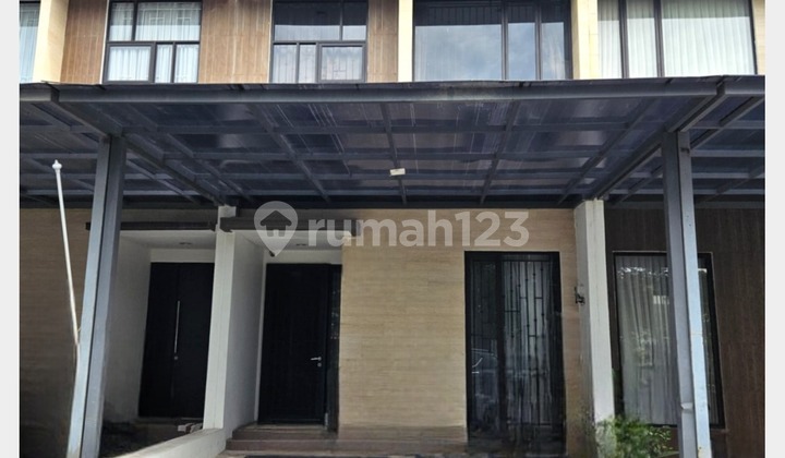 3-story house 5x17 85m 4BR Cluster La Seine JGC Jakarta Garden City