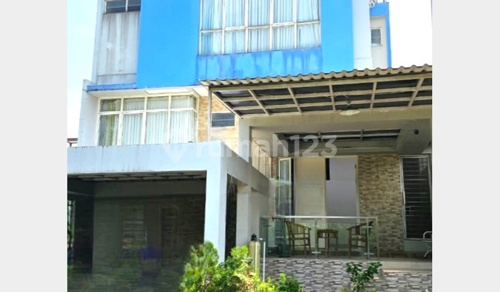 Rumah 3lt 10x20 200m type 3KT Cluster Santorini Sentul City Bogor