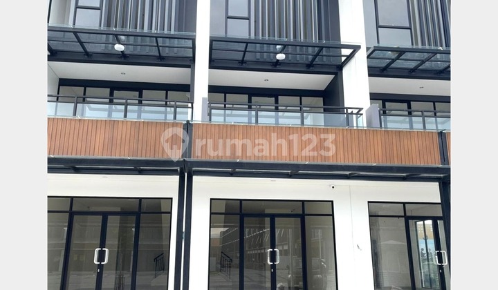 Ruko Hampton Promenade 3lt type 63m Gading Serpong Tangerang Ruko Hampton Promenade 3lt type 63m Gading Serpong Tangerang