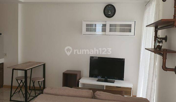 Apartemen Semi Furnished 1