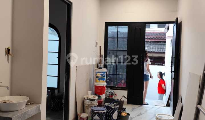 Good House New Building 100% in Tanah Mas Housing Complex 2