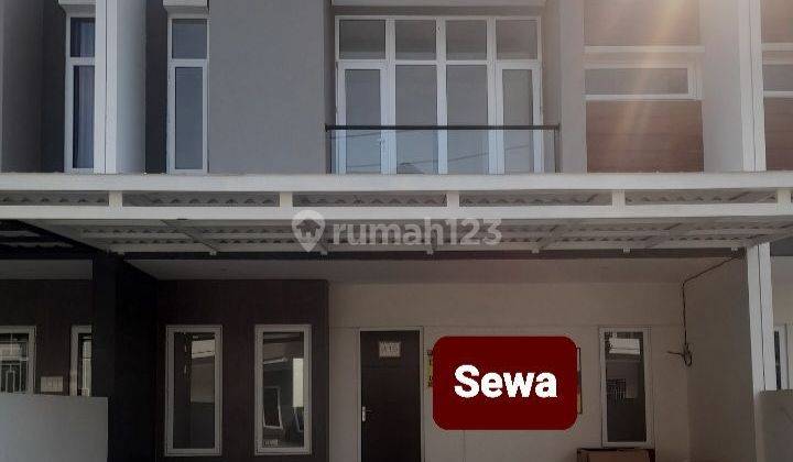 RUMAH MEWAH BANGUNAN BARU TENGAH KOTA AC & FURNISHED 1