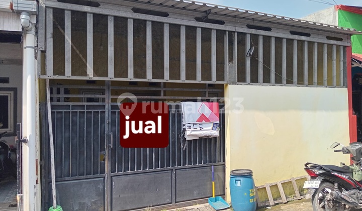 Ready-to-Occupy House at Affordable Price in East Smg 1