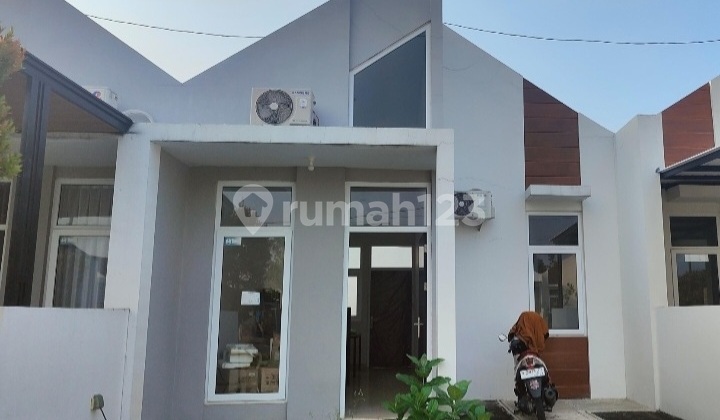 Rumah Baru Ada Ac dan Perabot Lokasi Tengah Kota 1