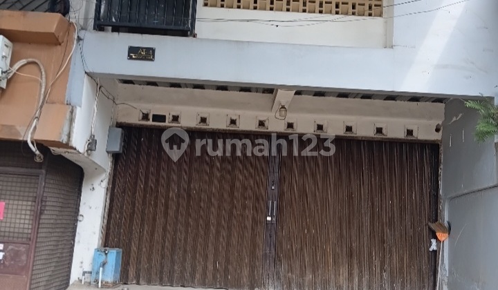 Ruko 2Lt Lokasi di Tengah Kota Dg Harga Murah Ready 1