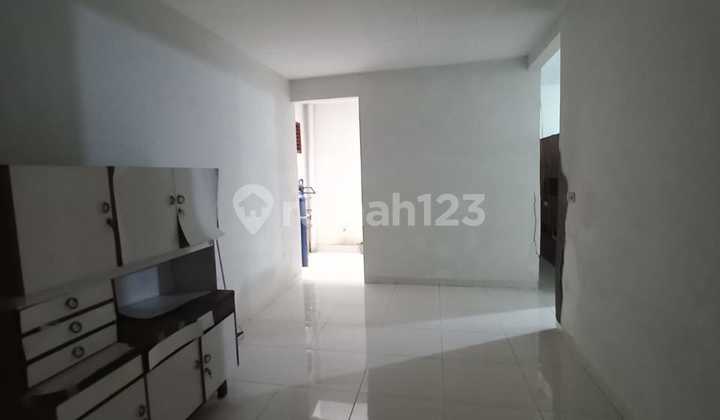 Large City Center House and Ready to Use. 2