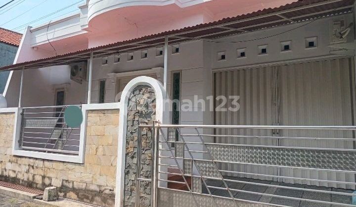 Nice House in the City Center with 2 Air Conditioning Units on Freehold Land 1