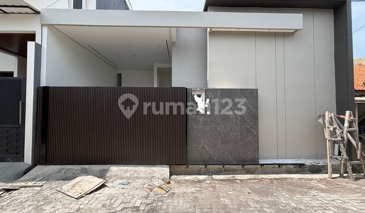 New Building House with Good Quality in Tanah Mas 1