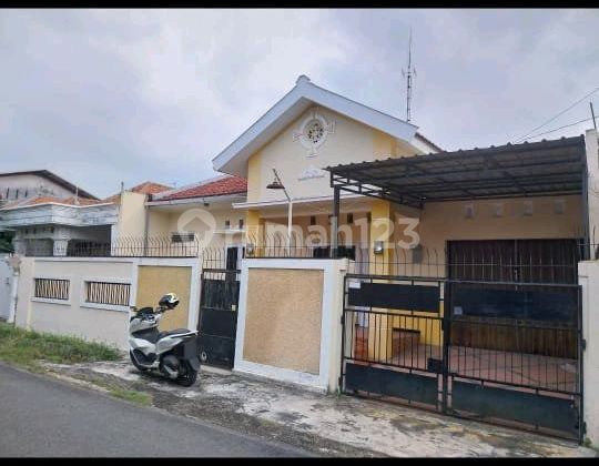 Rumah Besar Bangunan.bagus Di Semarang Barat 1