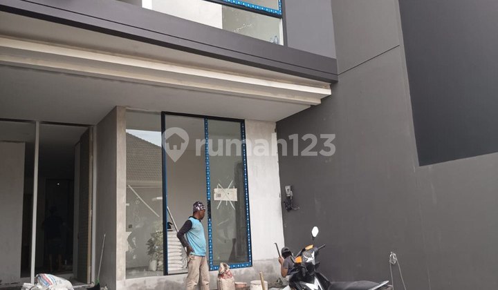 Manyar Kertoadi Mulyorejo House Near Kertajaya Indah, Dharmahusada 2