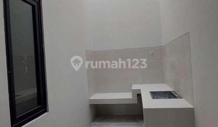 Karang Asem House near Kenjeran, Tambaksari, Mulyosari (DND) 2