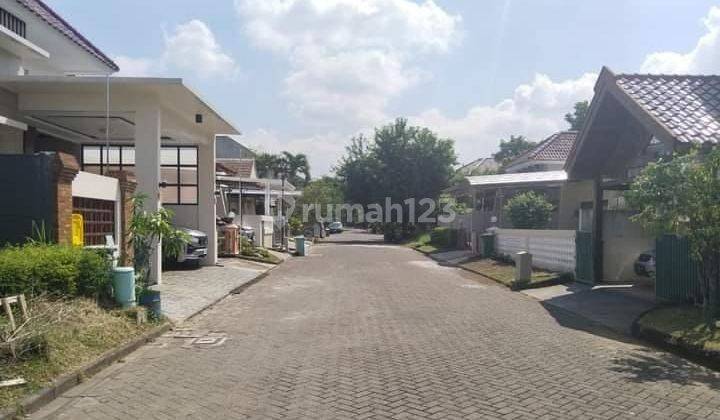 Rumah Graha Estetika Tembalang Undip Full Furnished  2