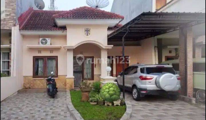 Rumah Graha Estetika Tembalang Undip Strategis  1