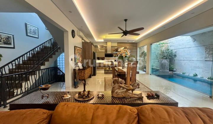 House Very Close To Jis With Private Lift And Pool Full Furnish 