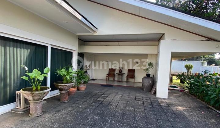 Neat House Kemang Utara South Jakarta Land 927 Negotiable