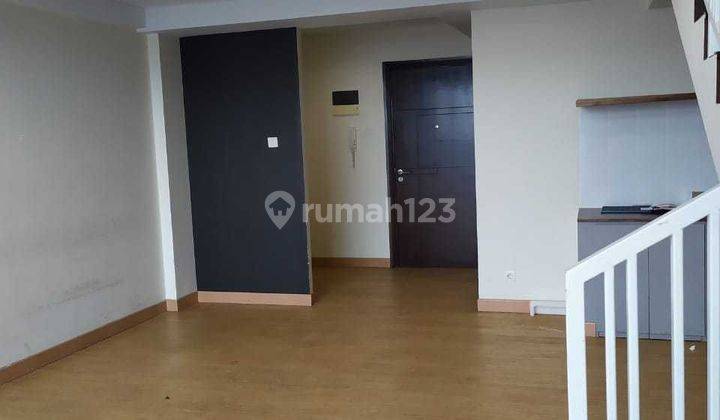 Disewakan Office Neo Soho Residence Semi Furnished Central Park Siap Huni luas 102sqm 2