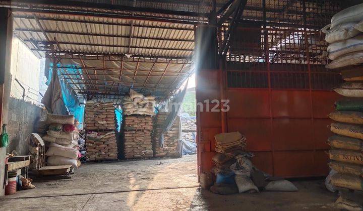 Gudang hitung tanah di kamal muara Penjaringan jakarta utara Langka cuma hitung Tanah 2